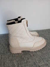 River Island Cream Faux Leather Quilted Boots Size 4 UK EU 37 Zip Up