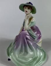 Coalport Debutante￼