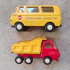 TONKA - SCHOOL DISTRICT BUS