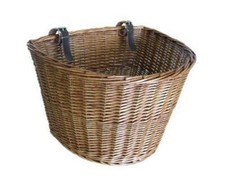 Medium Traditional Wicker