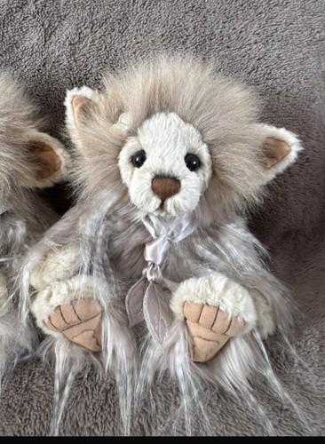 Charlie bears meadow - charlie,