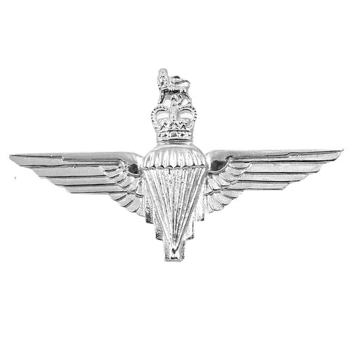 Para cap badge - para,