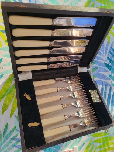 Quality vintage silver plate - vintage,