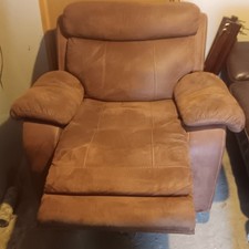 Beige lazy boy - beige, recliner