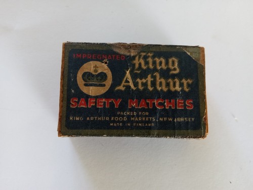 Wooden box vintage king - vintage,