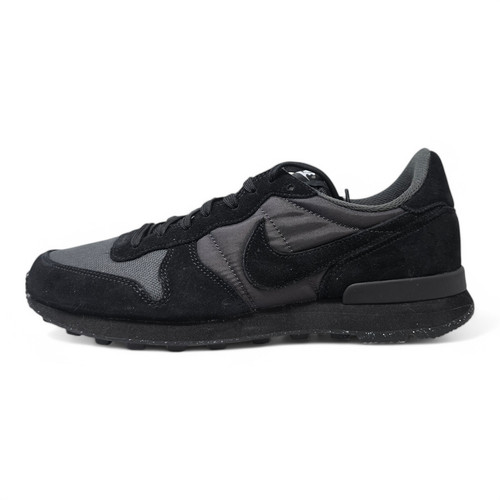 Nike internationalist by - internationalist, "by