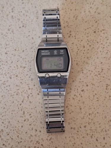 1976 digital seiko - digital,