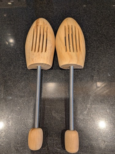 Men women wooden - shoe, trees