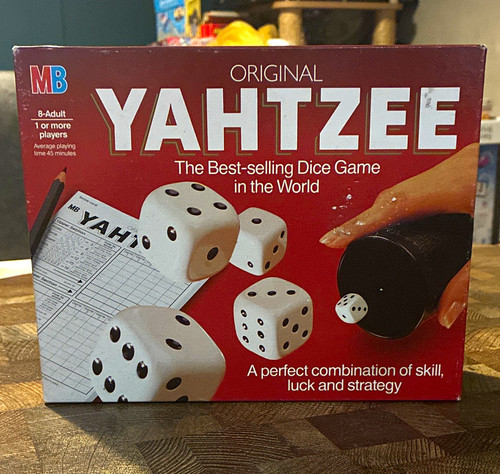 Yahtzee dice game complete - game,