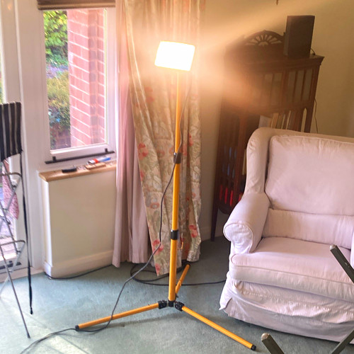 Flood light tripod lamp - flood,