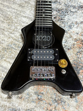 MASTER CRAFT Mini Electric Guitar with Built-in Speaker Amp  (T0000)