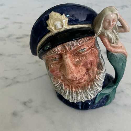 Royal doulton small character - royal,