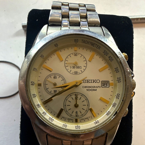 Seiko men quartz - seiko,