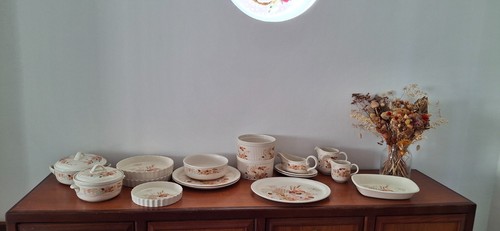 Poole pottery summer - -,