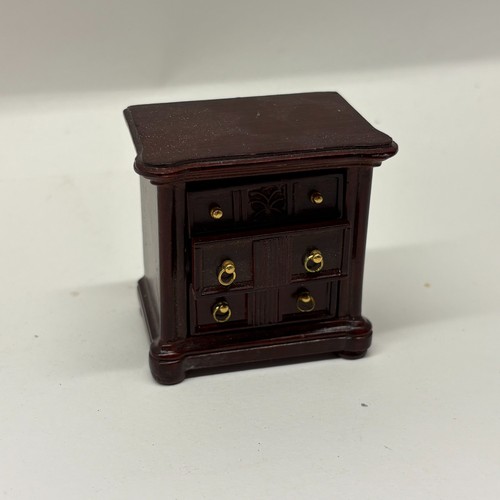 12th scale dolls house - scale,