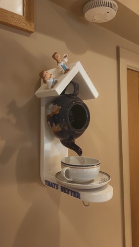 Tetley tea teapot bird feeder - tea,