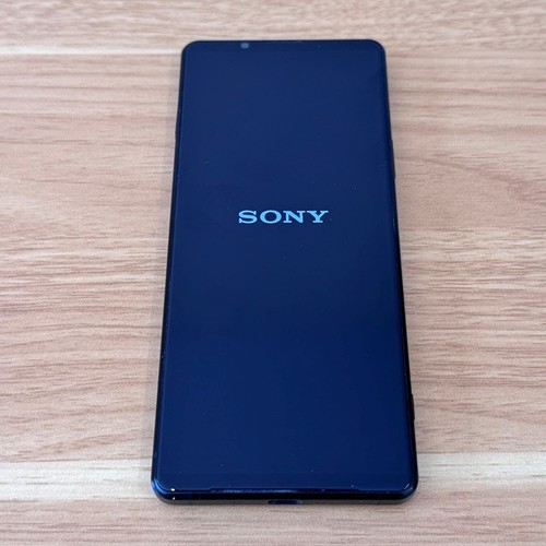 Sony xperia iii - iii,