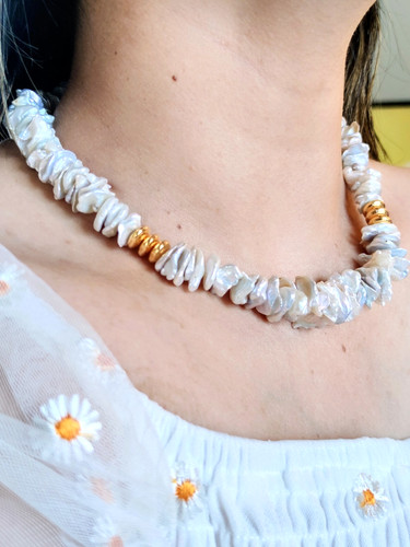 Keshi white pearls - keshi,