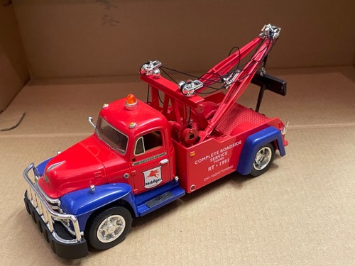 First gear 1955 diamond t - gear,