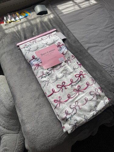 Juicy couture pink - couture, blanket