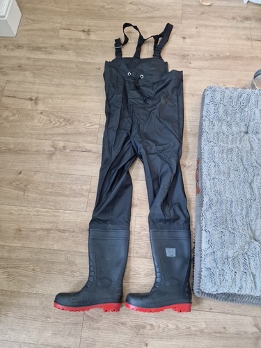 New black safety waders - new,