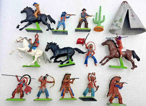 1971 britains deetail soldiers - deetail,