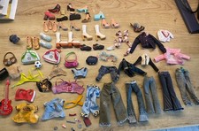 Vintage Bratz Doll Clothes Bundle Lot Bag Outfits Jackets Shoes Pet Guitar 2001