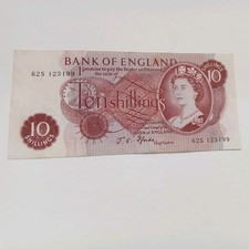 Ten Shilling note J.S. Fford, Serial no. 62S 123199 very good condition 