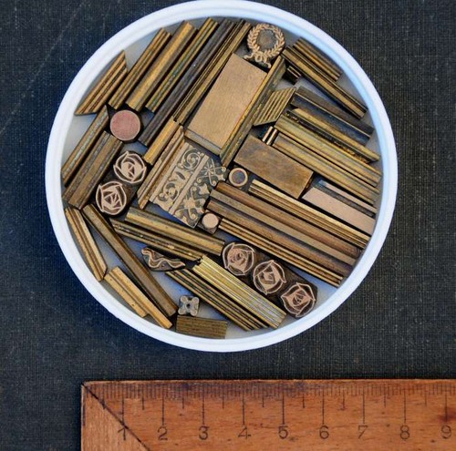 Lot brass ornaments lines - lot,