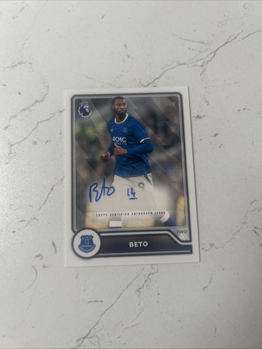Beto base card autograph topps - autograph,