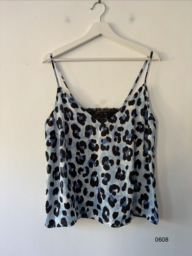 Jeff blue leopard print - leopard,