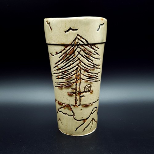 Signed pottery tumbler incised - signed,
