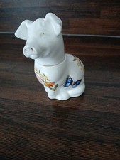 Aynsley Cottage Garden Sitting