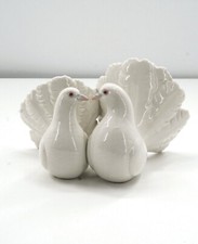 Lladro Figurine #1169 Kissing