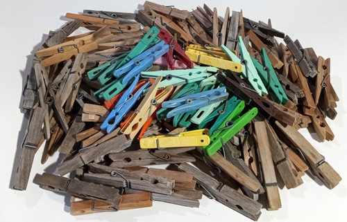130 clothespins plastic - 130,