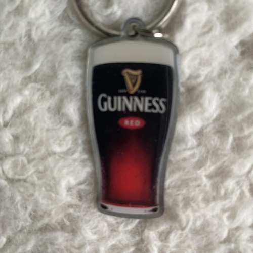 Guinness red keyring rare - guinness,