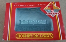 Pre Owned R.6008 Hornby Railways 00 Gauge 3 Plank Wagon Model. Lot BK 020