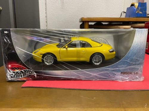 Hot wheels porsche 911 18 - hot,