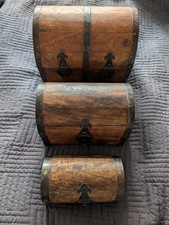 Wooden domed treasure - treasure, chests