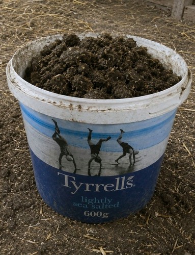 Natural fertiliser allotment - fertiliser,