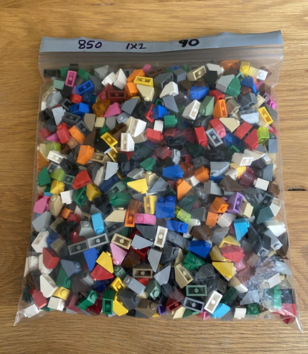 Lego bricks 850x 1x2 - bricks, roof