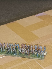 15mm English Longbowmen. Ancient. Medieval. 32 figures. (2)