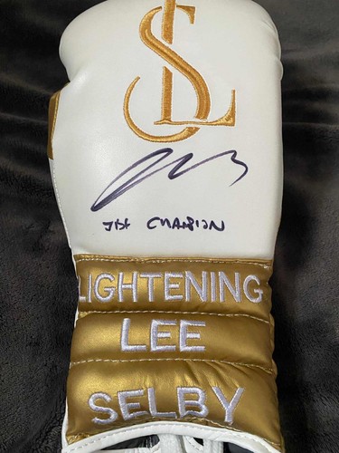 Lee selby signed glove - signed,