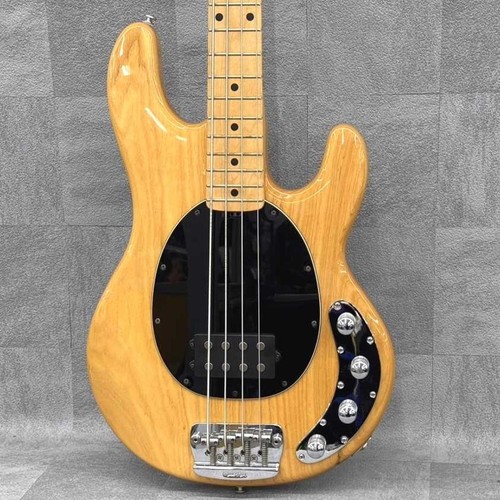 Ernie ball music man - ball, stingray