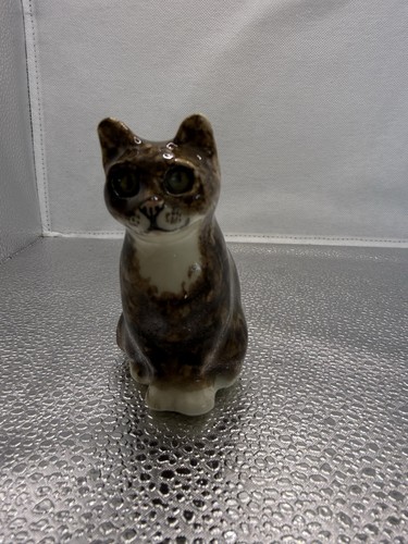 Winstanley miniature size - winstanley, c