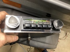 Motorola Model 114 car radio