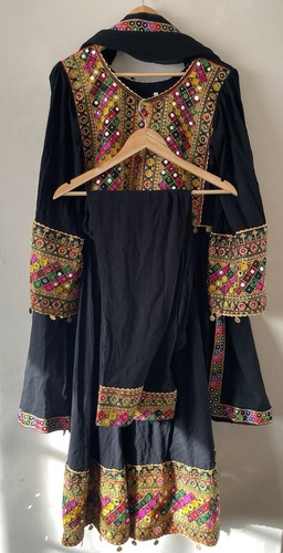 Traditional piece - traditional, 3-piece