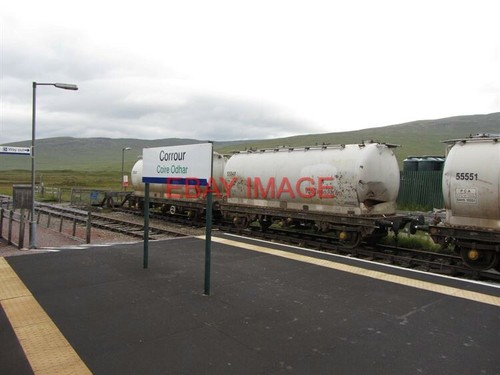 Photo damaged tank - tank, wagons