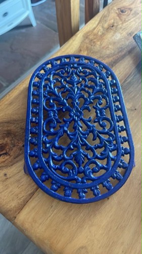 Blue teapot stand - blue,