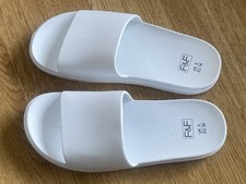 F&F White Sliders Comfortable Flip Flop Sandals for Summer, Beach Casual Size 6